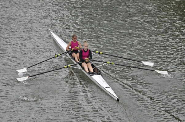  Katja Früh mit Doppelstarterin L. Kerschl im JF 2x B
