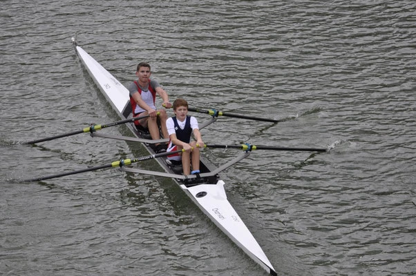 Junioren Doppelzweier B S. Huber und J. Herpich