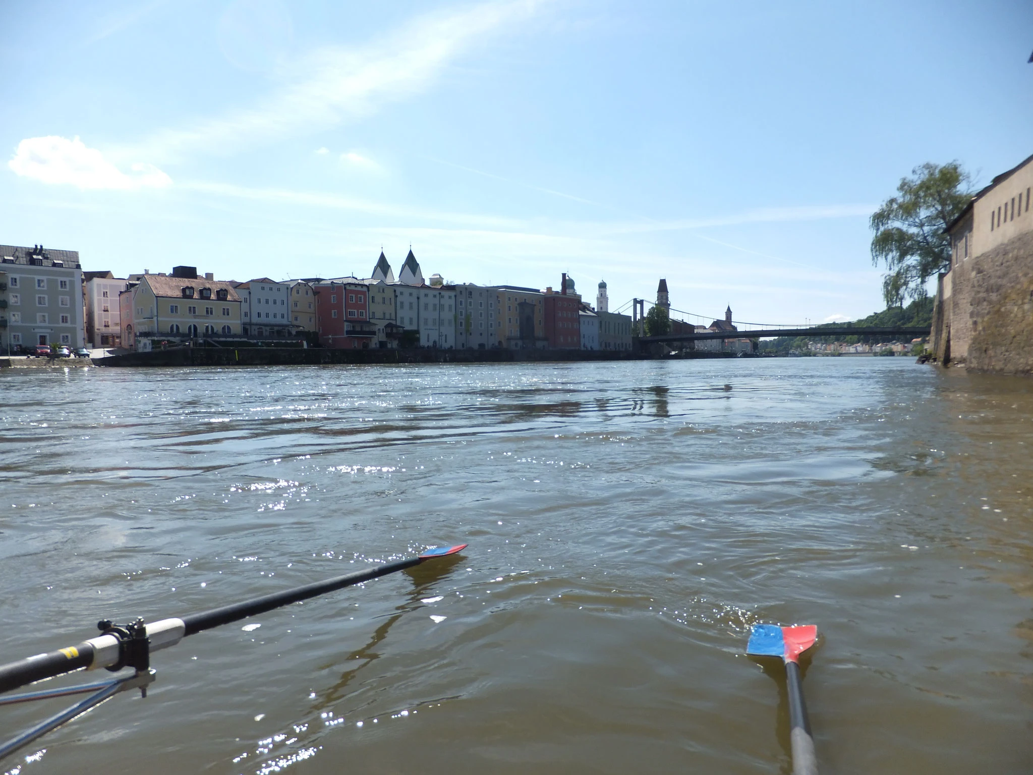 vor der Ilz-Einfahrt, Sicht auf die Stadt