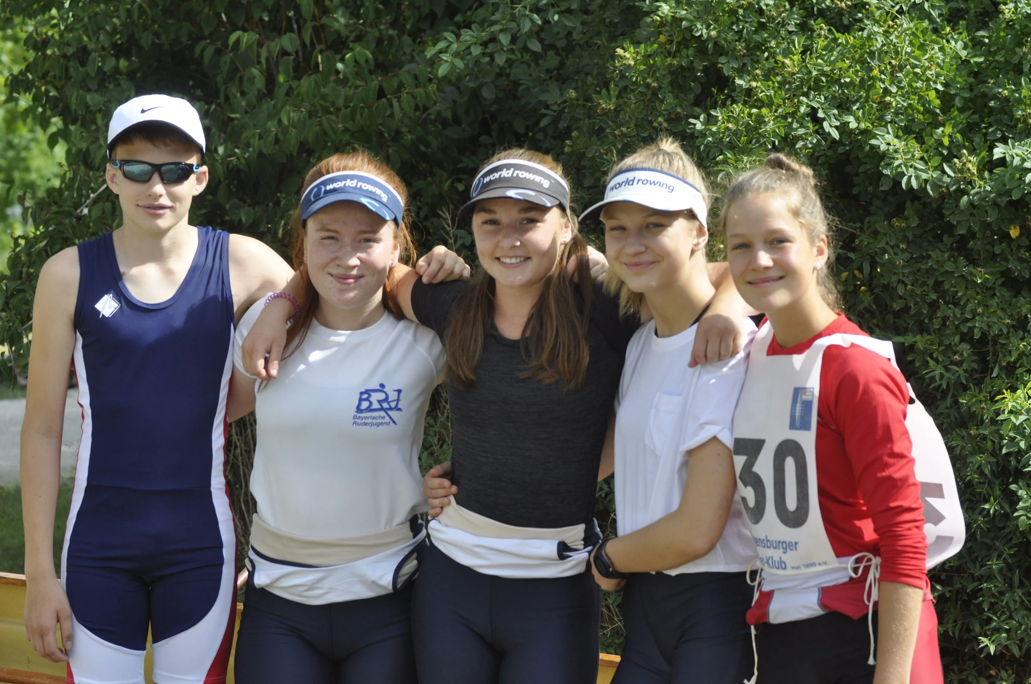  RoKo Vierer vlnr Leihsteuermann Johannes Herpich, Leonie Schiller, Karina Sebald, Lena Pletl und Laura Kerschl