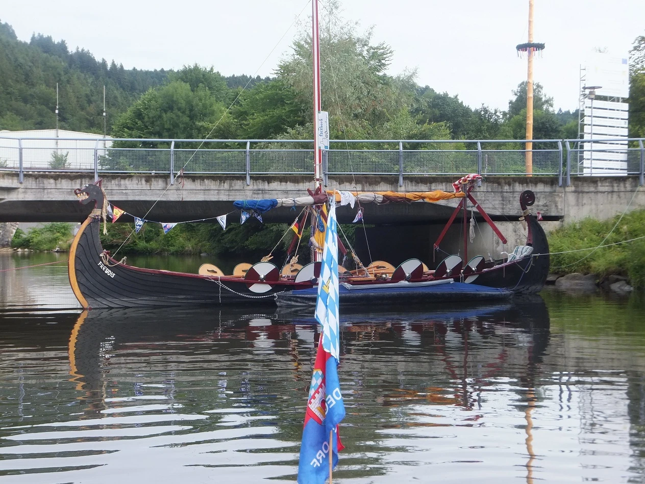 Wikingerschiff mit der TID unterwegs, Ruhetag in Erlau